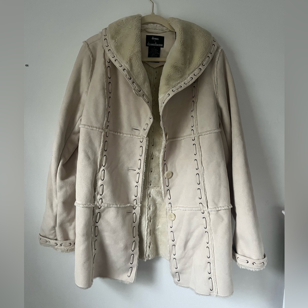Dennis Basso Cream Teddy Jacket with Wide Lapels and Belt